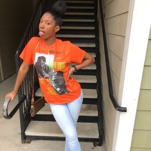 Meet your Posher, Samone